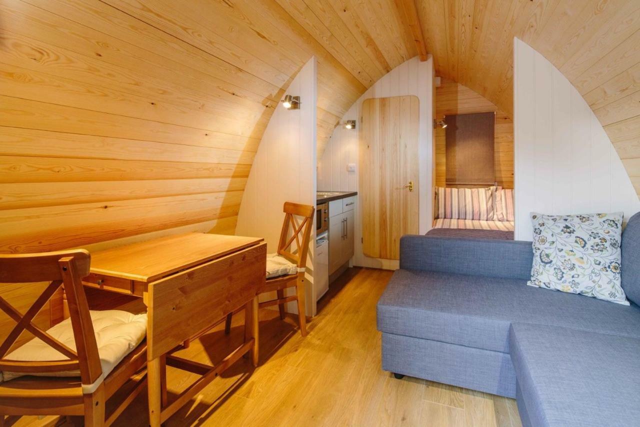 Mallow Glamping Pod Τσέλτενχαμ Εξωτερικό φωτογραφία