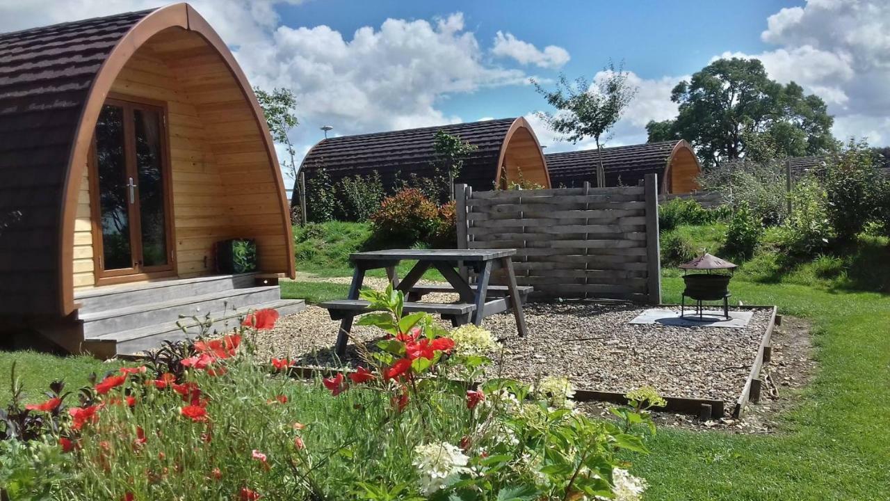 Mallow Glamping Pod Τσέλτενχαμ Εξωτερικό φωτογραφία